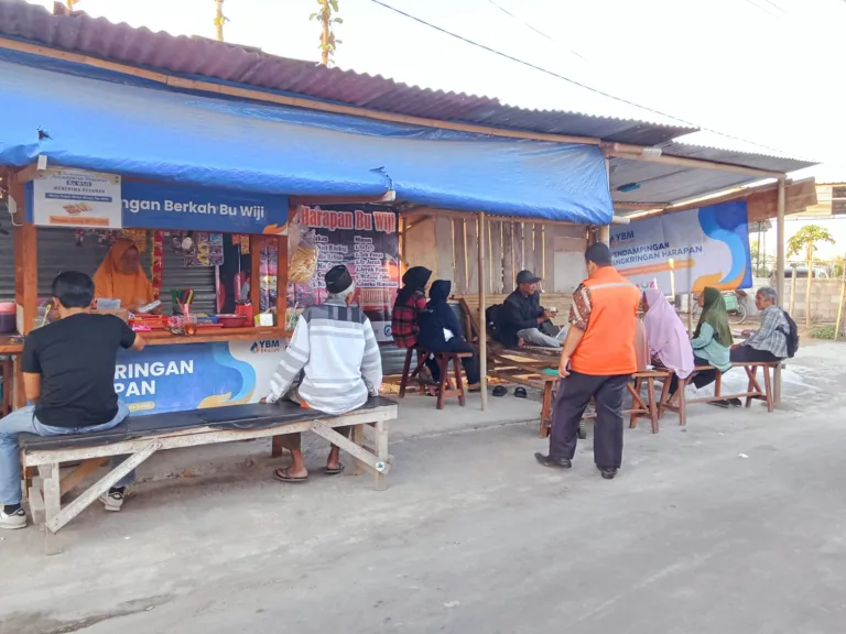 Padukan Kesuksesan Usaha dan Nilai Spiritual, DSH Gelar Pendampingan Program “Angkringan Harapan” di Klaten